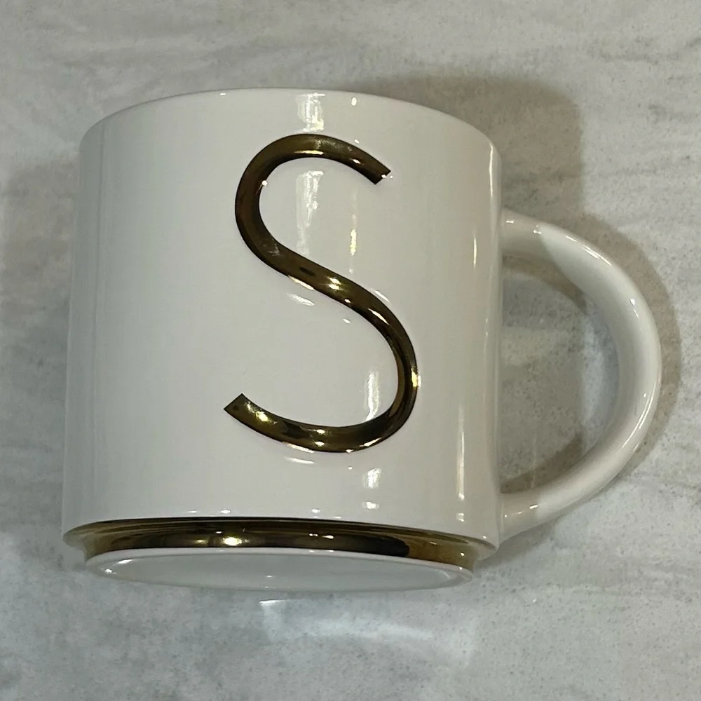 Williams Sonoma White Mug with Gold Lettering